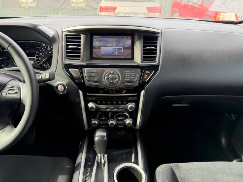 2015 Nissan Pathfinder