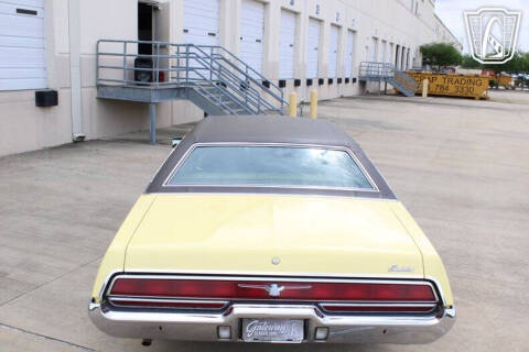1972 Ford Thunderbird