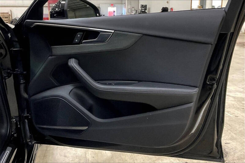 2023 Audi A4 quattro S line Prem Plus 45 TFSI