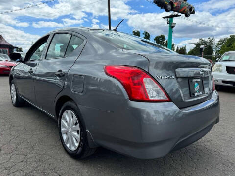 2016 Nissan Versa 1.6 S