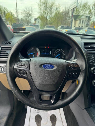 2016 Ford Explorer