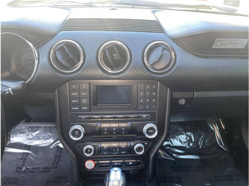 2015 Ford Mustang V6