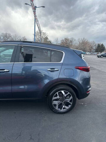 2022 Kia Sportage EX