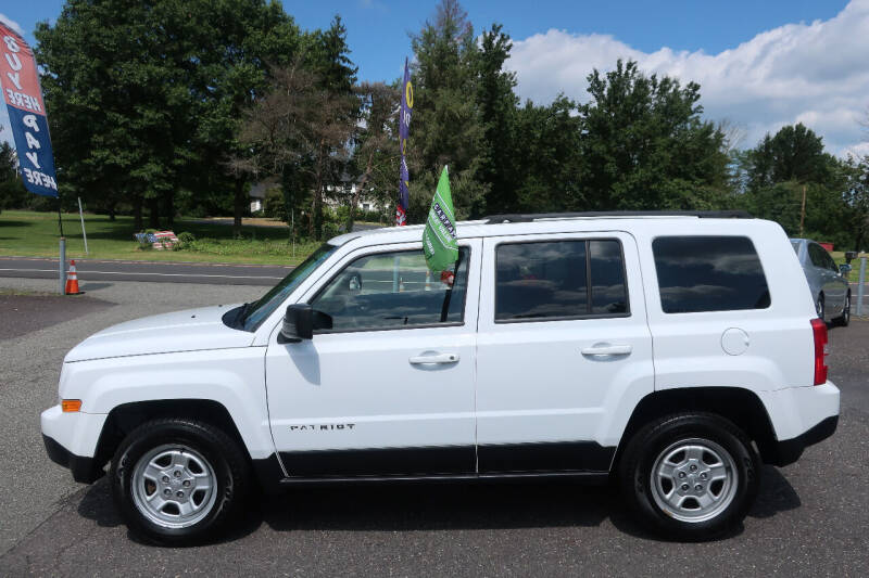 2015 Jeep Patriot for sale at GEG Automotive in Gilbertsville PA