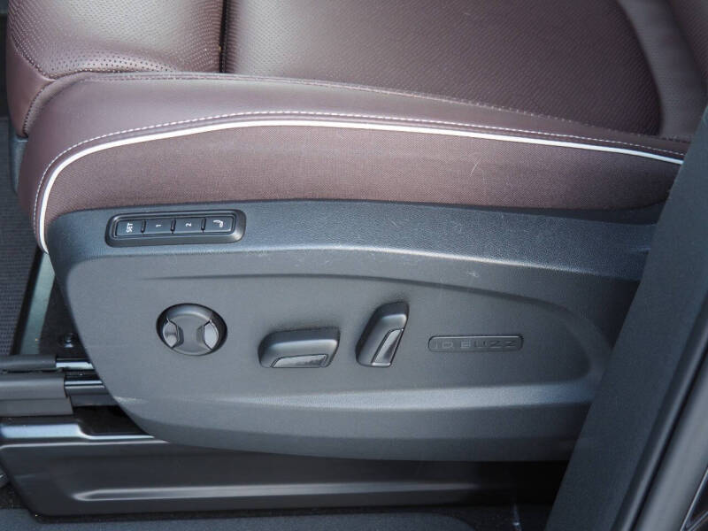 2025 Volkswagen ID. Buzz Pro S