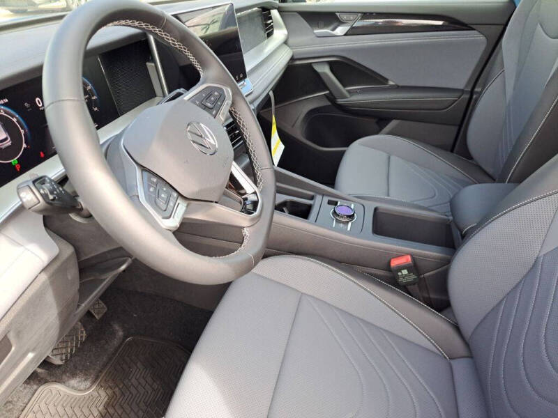 2025 Volkswagen Tiguan SE