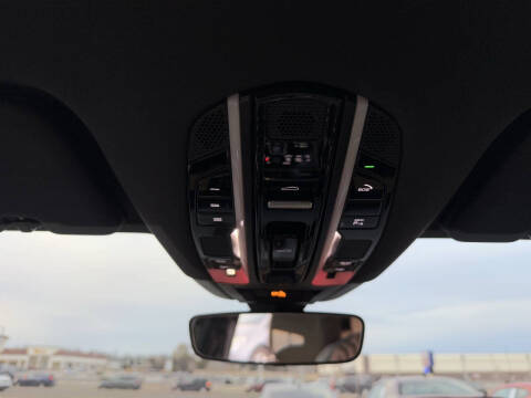 2022 Porsche Cayenne Platinum Edition