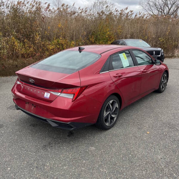 2021 Hyundai Elantra