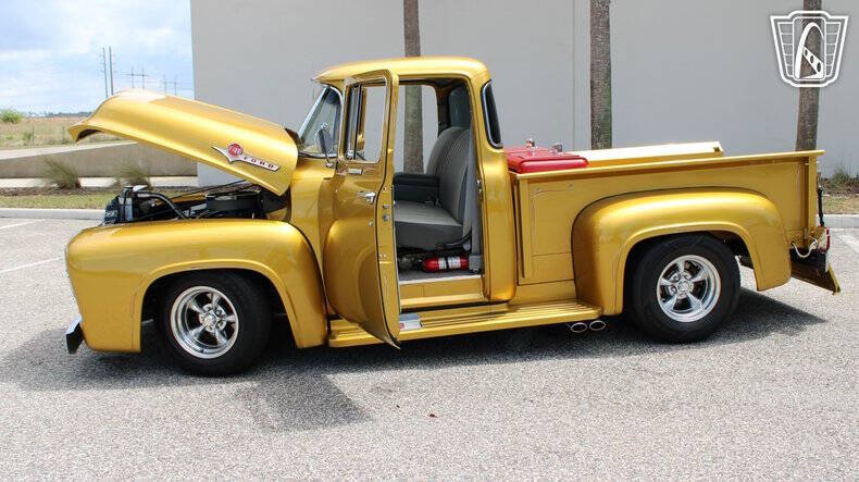 1956 Ford F-100