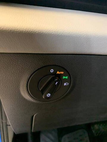 2022 Volkswagen Taos SE 4Motion