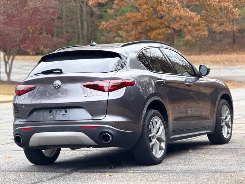 2018 Alfa Romeo Stelvio Sport