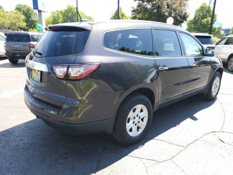 2017 Chevrolet Traverse LS