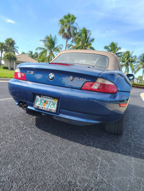 2001 BMW Z3 2.5i