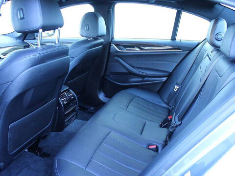 2022 BMW 5 Series 530i