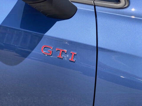2025 Volkswagen Golf GTI SE