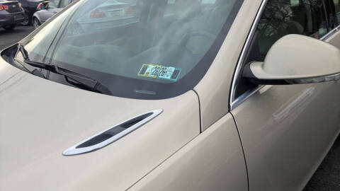 2012 Buick Regal Premium 1