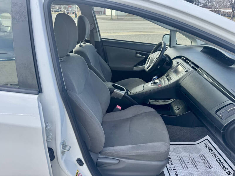 2013 Toyota Prius Two