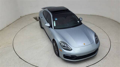 2023 Porsche Panamera Platinum Edition