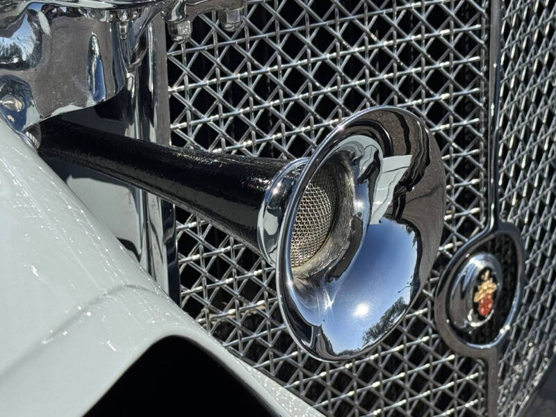 1932 Packard Deluxe 8