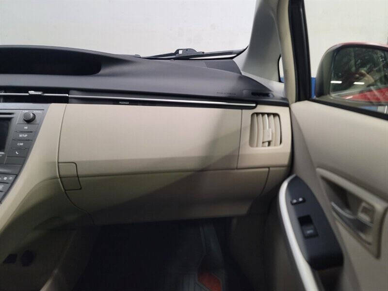 2013 Toyota Prius Two