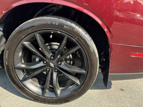 2017 Dodge Challenger SXT