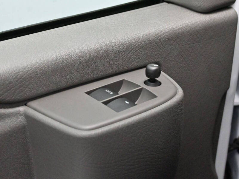 2025 Chevrolet Express LT 3500