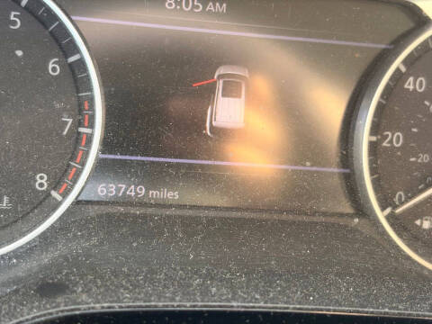 2022 Nissan Pathfinder SV