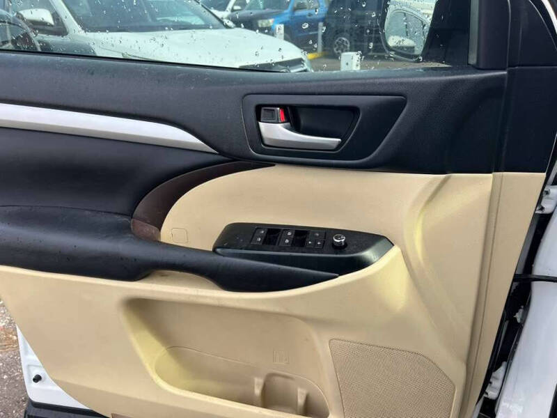 2018 Toyota Highlander LE Plus