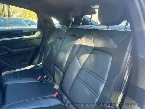 2025 Porsche Cayenne Coupe