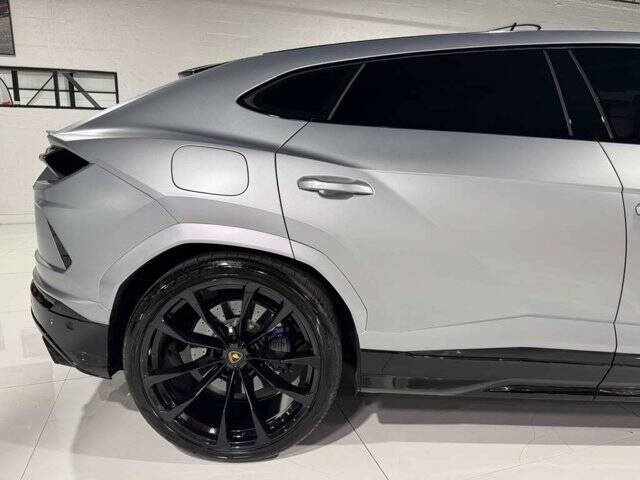 2022 Lamborghini Urus