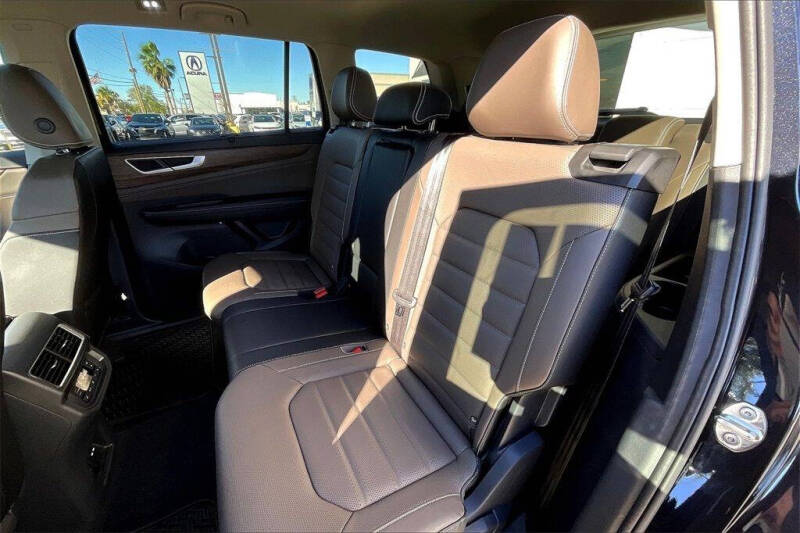 2025 Volkswagen Atlas SEL 4Motion