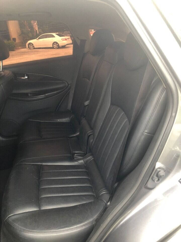2017 INFINITI QX50 Wagon - $16,500