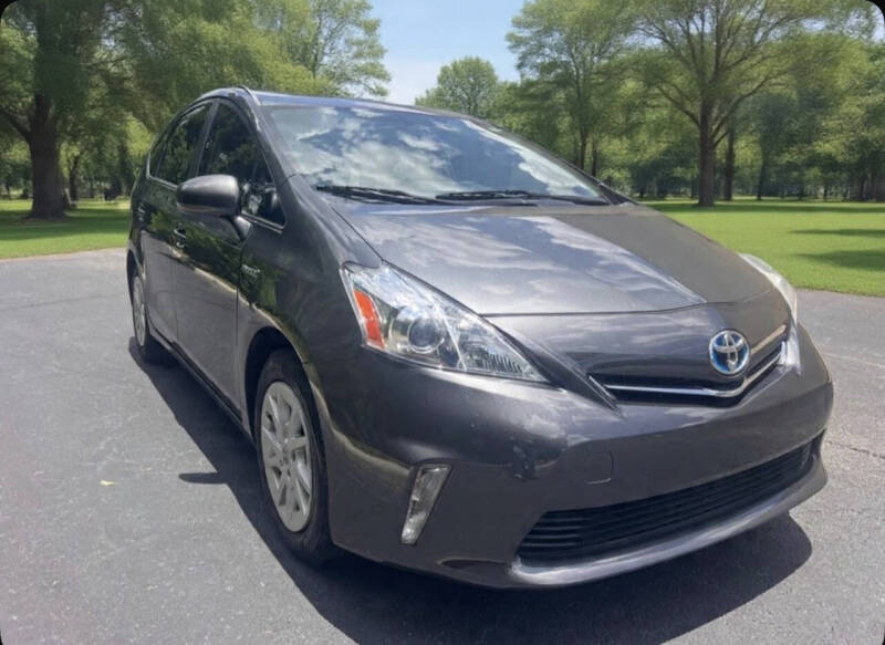 2012 Toyota Prius v Three