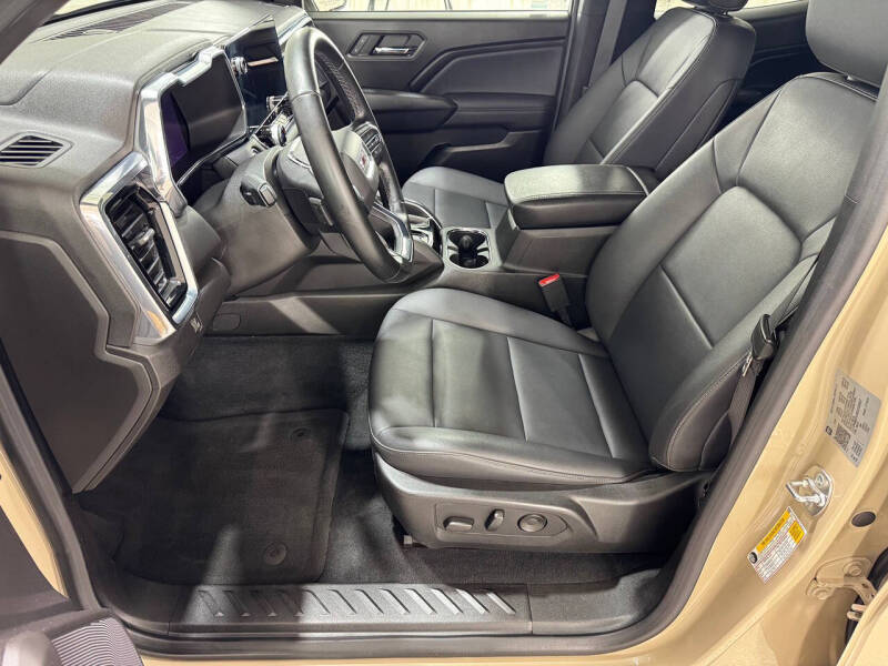2024 GMC Canyon Elevation