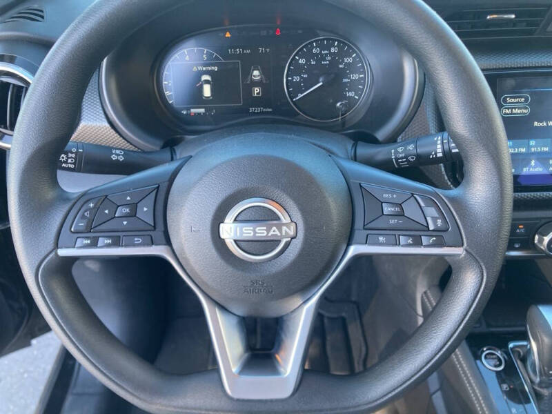 2024 Nissan Kicks SV