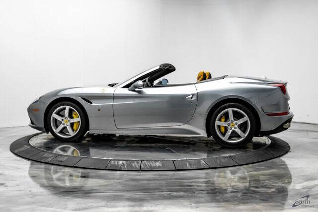 2016 Ferrari California T