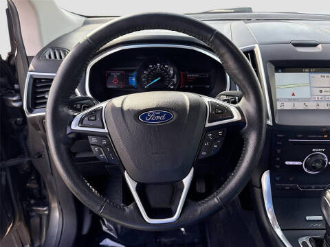 2016 Ford Edge Titanium