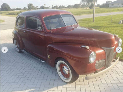 1941 Ford Deluxe