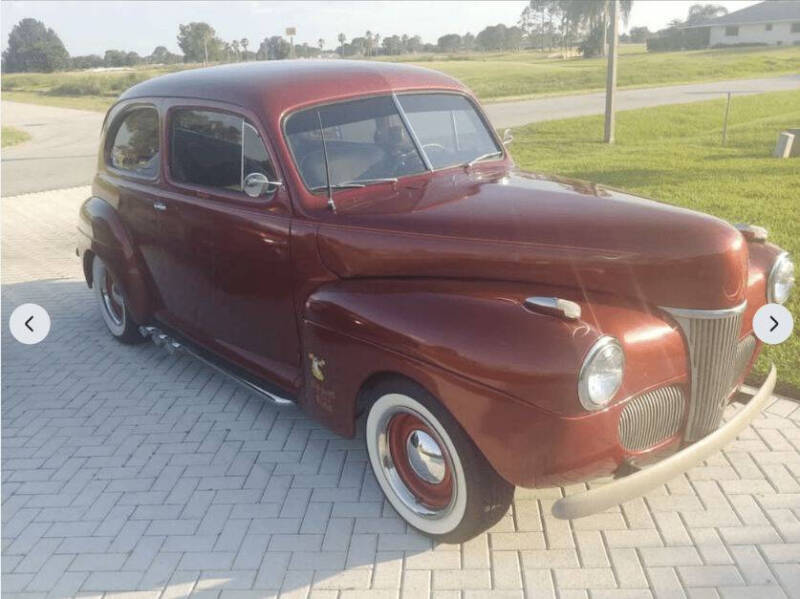 1941 Ford Deluxe