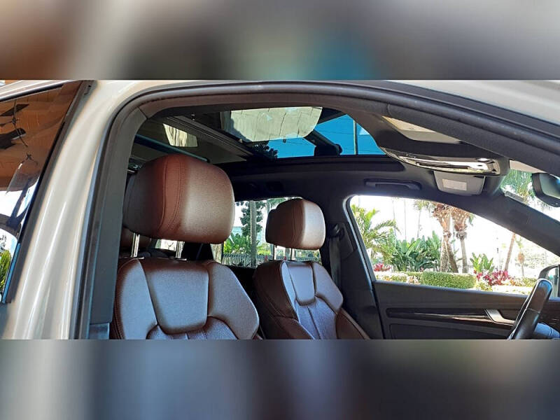 2019 Audi Q5 quattro Premium Plus 45 TFSI