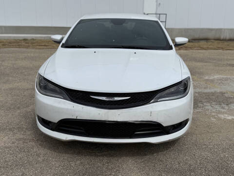 2016 Chrysler 200 S
