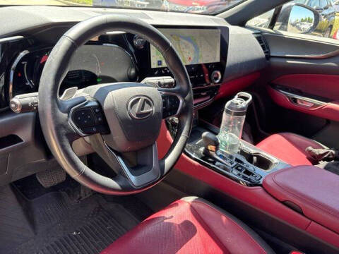 2024 Lexus NX 450h+
