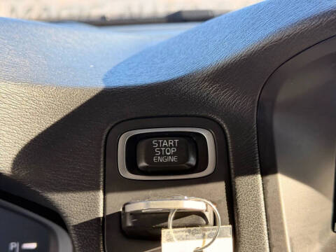 2015 Volvo XC70 T6 Platinum