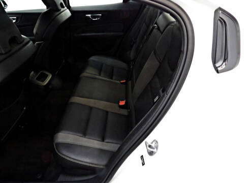 2024 Volvo S60 B5 Plus Black Edition