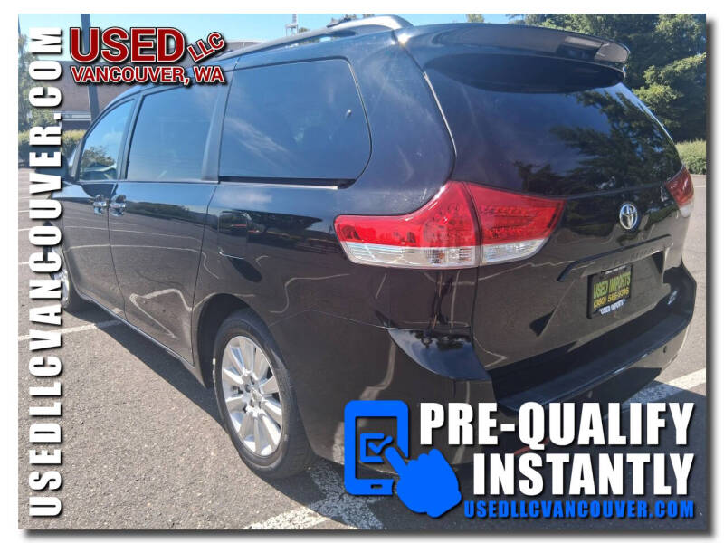 2011 Toyota Sienna