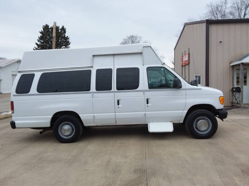 2006 Ford E-Series E-350 SD