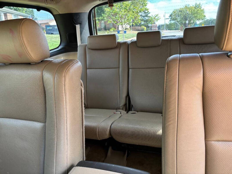 2010 Toyota Sequoia Platinum
