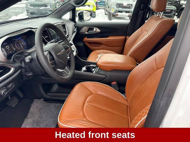 2025 Chrysler Pacifica Pinnacle