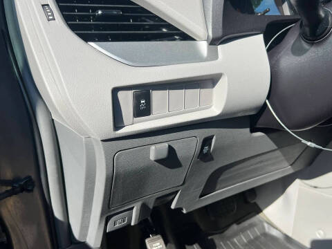 2017 Toyota Sienna LE 7-Passenger