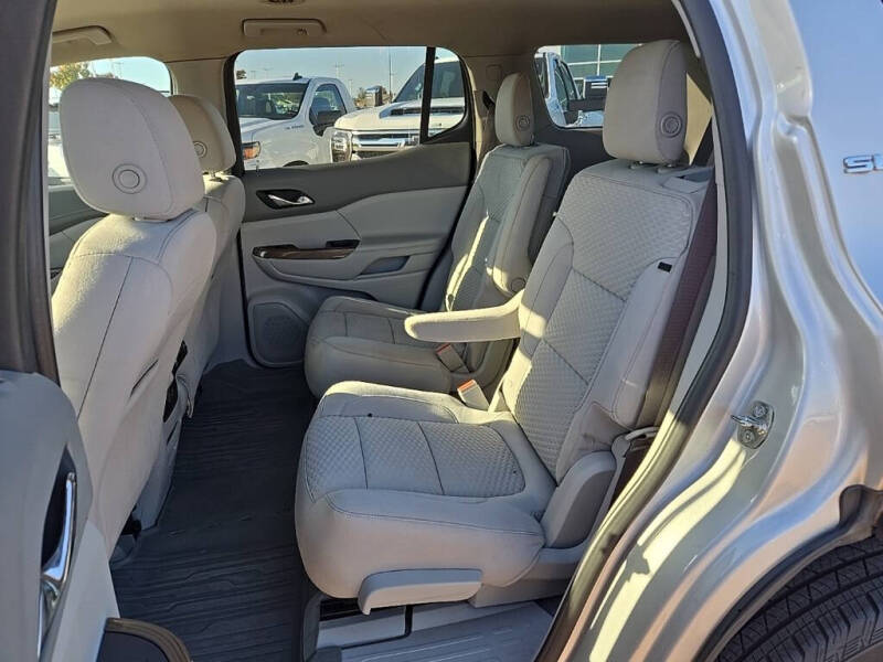 2019 GMC Acadia SLE-2